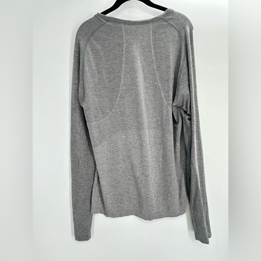 Lululemon Metal Vent Tech Long Sleeve Henley 2.0 Grey Size Large - Picture 3 of 7